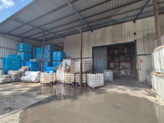 Nave industrial en venta en Montequinto en Dos Hermanas