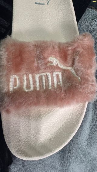 Chanclas Puma x Rihanna Rosa Peluche Descatalogada