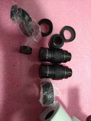 Microscopio Trinocular