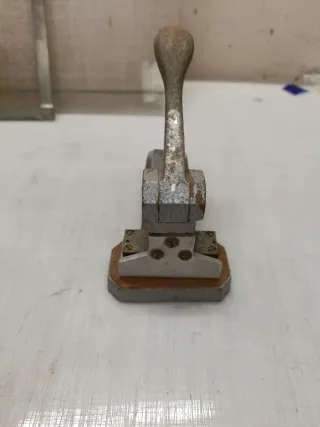 Timbro a secco vintage