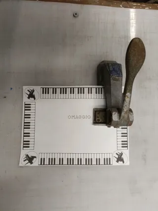 Timbro a secco vintage