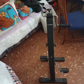 Máquina de Gimnasio Brazos y Piernas