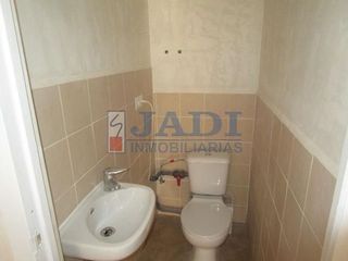 Local comercial en alquiler en Valdepeñas