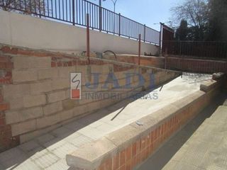 Local comercial en alquiler en Valdepeñas