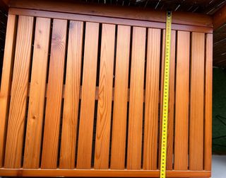 Tavolo pieghevole in legno di pino per balcone