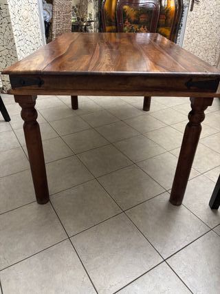 Tavolo in legno noce scuro 150x90cm