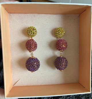 Pendientes largos bolas