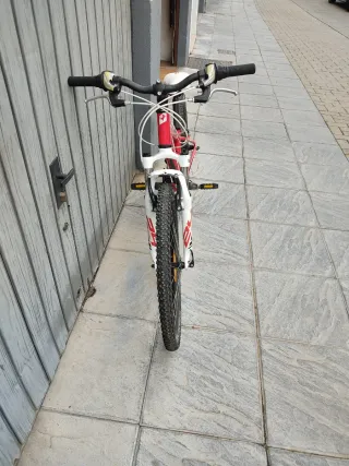 Bicicleta MTB 24"
