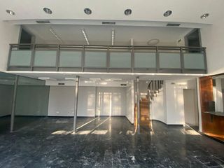 Local comercial en venta en Barañain