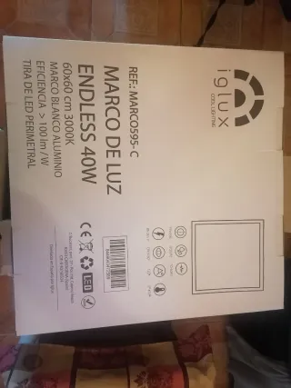 Luz LED Marco Aluminio 40W 3000K Cantidad 3