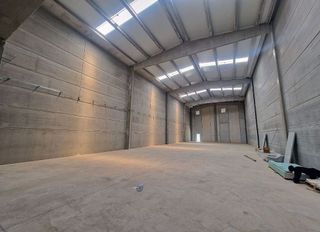 Nave industrial en alquiler en Esparreguera