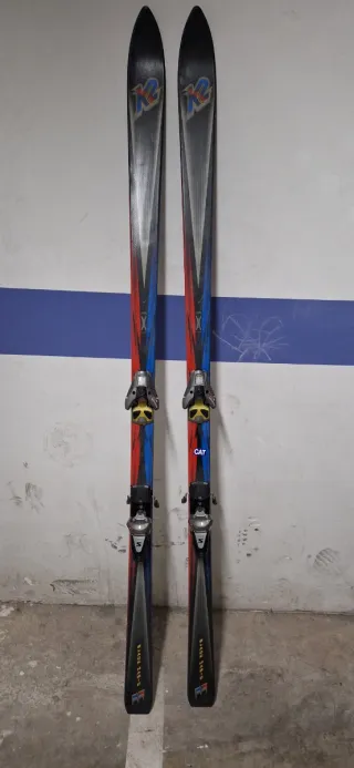 Esquis K2 BLACK MAGIC + Fijaciones SALOMON