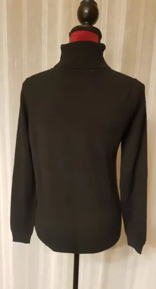 Jersey Escorpión negro estampado floral