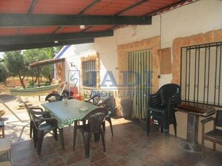 Chalet en venta en Valdepeñas