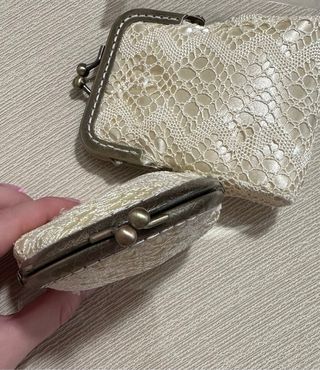 Monedero de encaje de bolillos