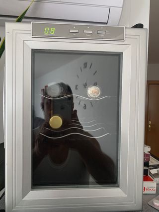 Nevera expositora 9 botellas