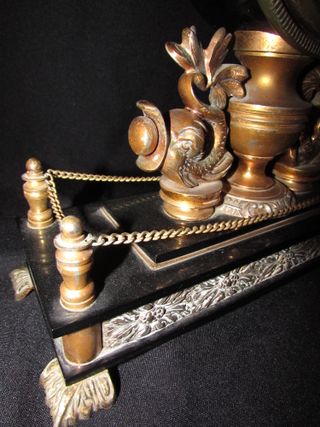 Antiguo Reloj de sobremesa dorado