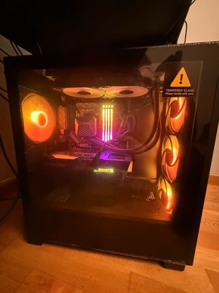 PC Gaming AMD 5800x 32GB RAM RTX 3060TI SEMINUEVO