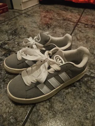 Adidas Campus grises talla 37
