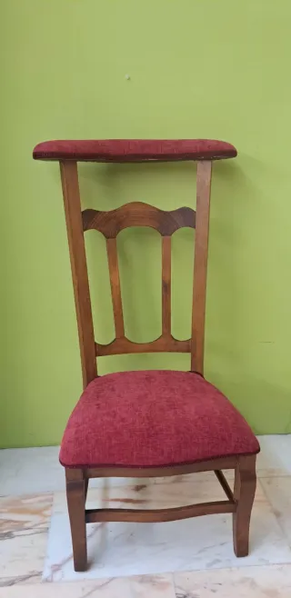 Reclinatorio antiguo de madera castaño años 40