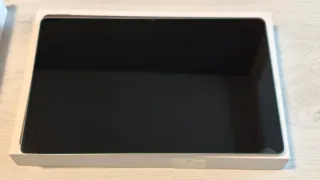 Honor MagicPad 2 y cargador oficial