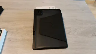 Honor MagicPad 2 y cargador oficial