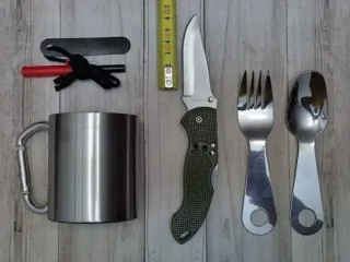 JUEGO CAMPING SUPERVIVENCIA + REGALO PEDERNAL