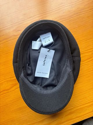 Gorra negra invierno sin estrenar