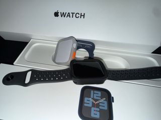 Apple Watch SE 2 44mm