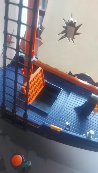 Barco Pirata Playmobil con Accesorios