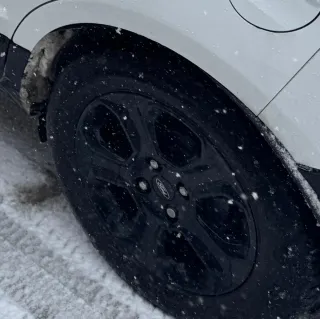 Cerchio Ford 16 nero con gomma termica