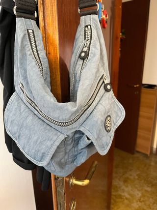 Borsa Kipling blu slavato in perfette condizioni