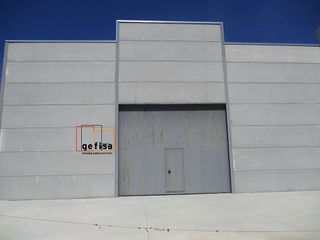 Nave industrial en venta en Valdepeñas