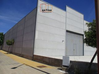 Nave industrial en venta en Valdepeñas
