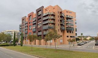 Garaje en alquiler en Teatinos en Málaga