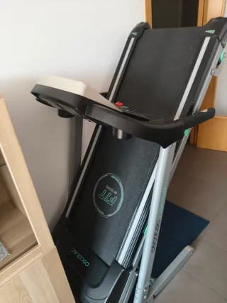 Rack de musculación cn barras pesas cinta d correr