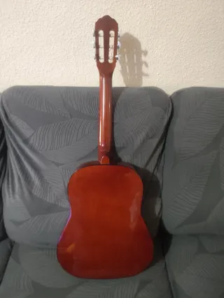 Guitarra Cadete Rocío 16N Usada 2 veces con funda
