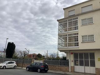 Casa pareada en venta en Monforte de Lemos