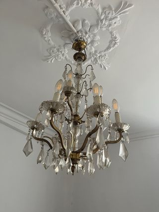 Lámpara araña cristal y metal dorado