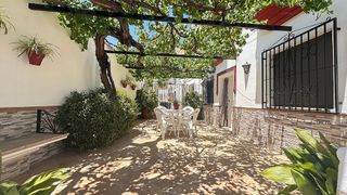 Casa adosada en venta en Loja