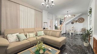 Casa adosada en venta en Loja