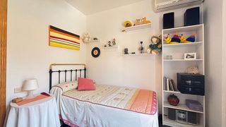 Casa adosada en venta en Loja