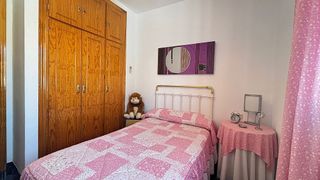 Casa adosada en venta en Loja