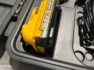Taladro atornillador inalámbrico DEWALT DCD710D2QW