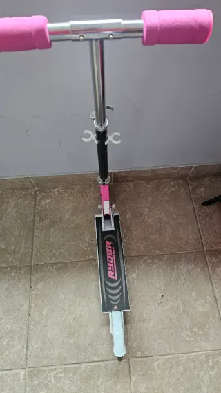 Patinete infantil Ryder rosa