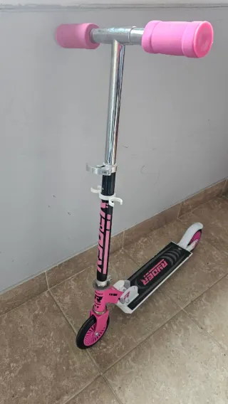 Patinete infantil Ryder rosa