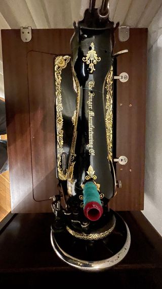 Máquina de coser Singer antigua