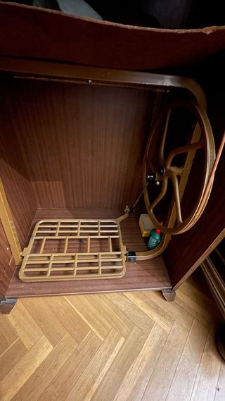 Máquina de coser Singer antigua