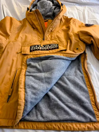 Chaqueta Napapijri Amarilla