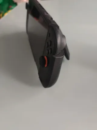 Funda ergonómica Nintendo Switch en su caja.